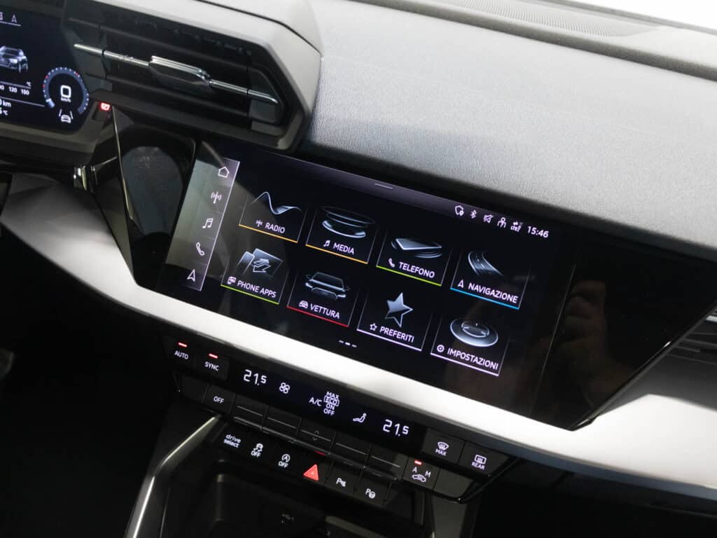 immagine automobile