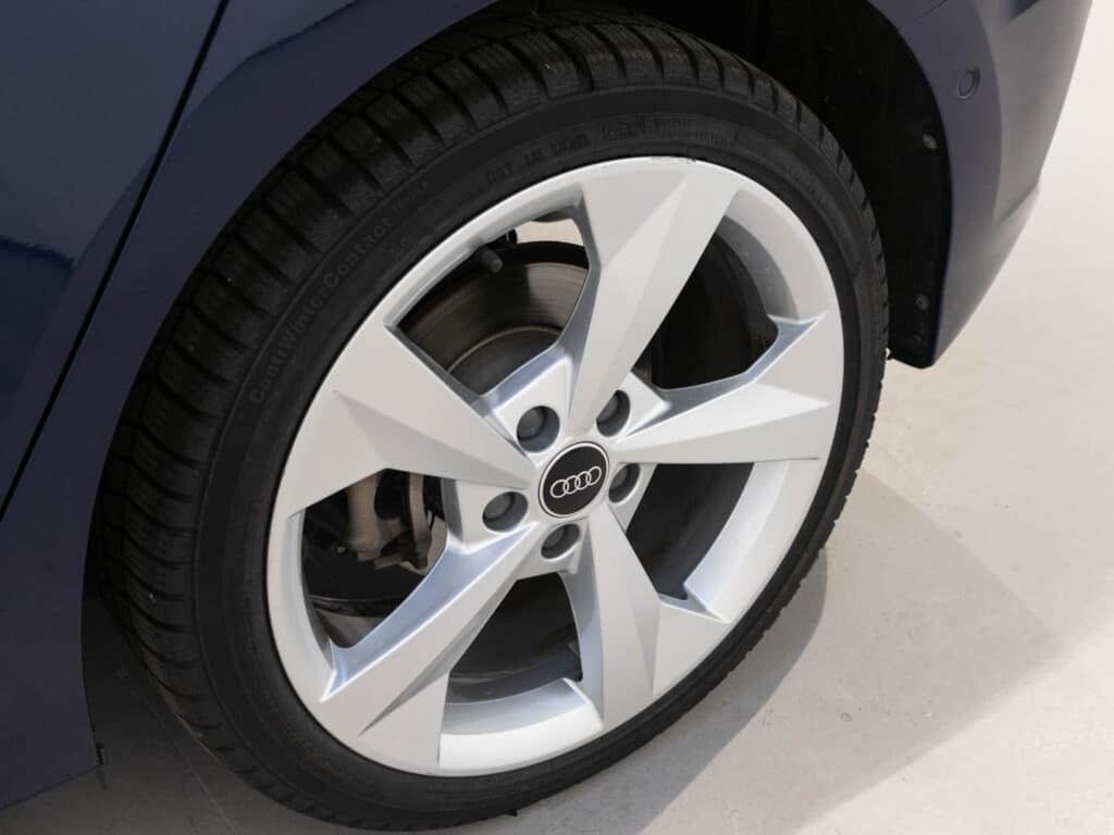 immagine automobile