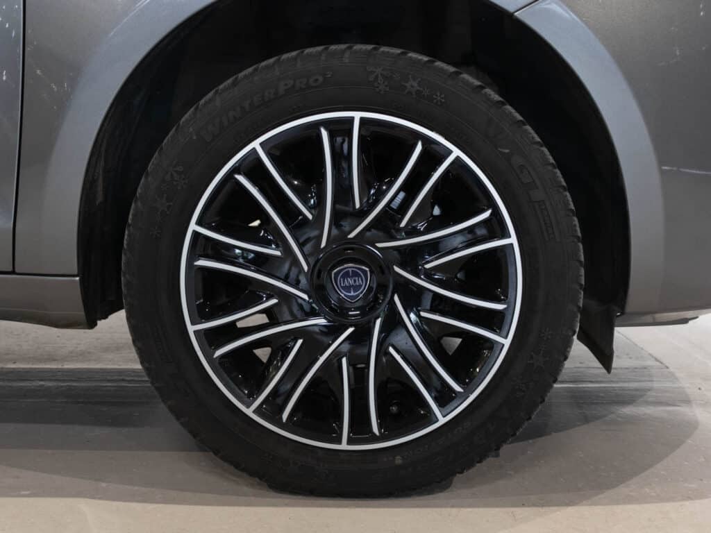 immagine automobile
