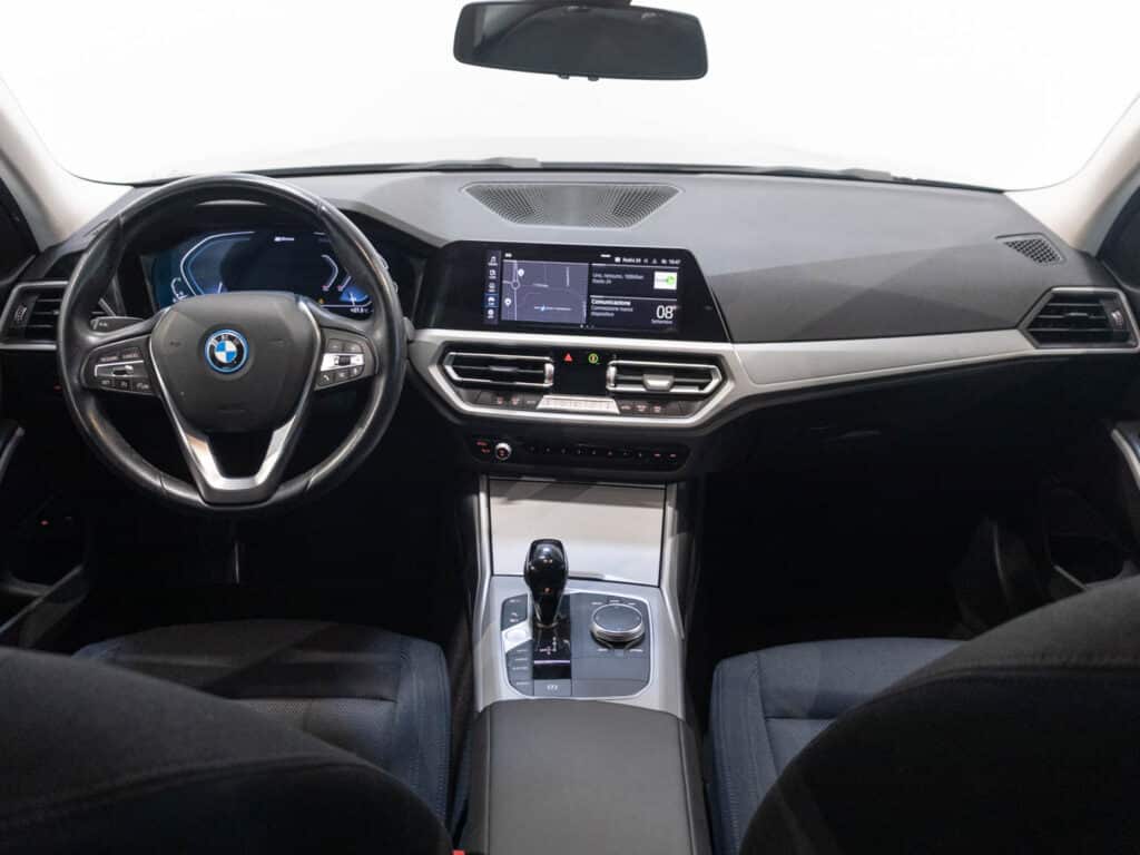 immagine automobile